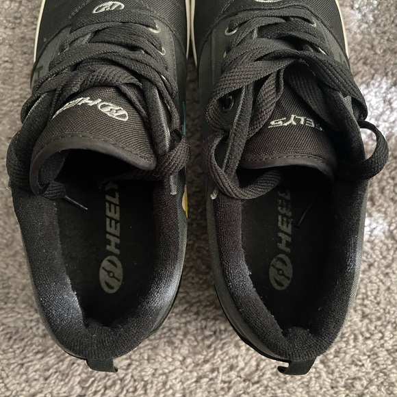 Custom Hand Painted Heelys - Picture 9 of 10